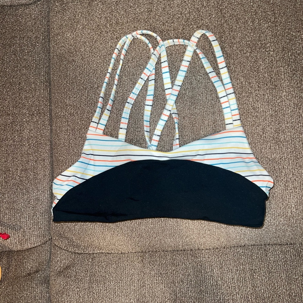 Jolyn bikini top